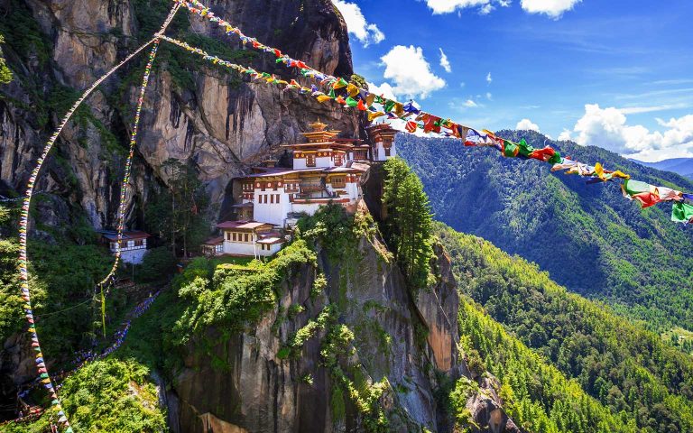 Bhutan--The-Tigers-Nest-iStock-856649736