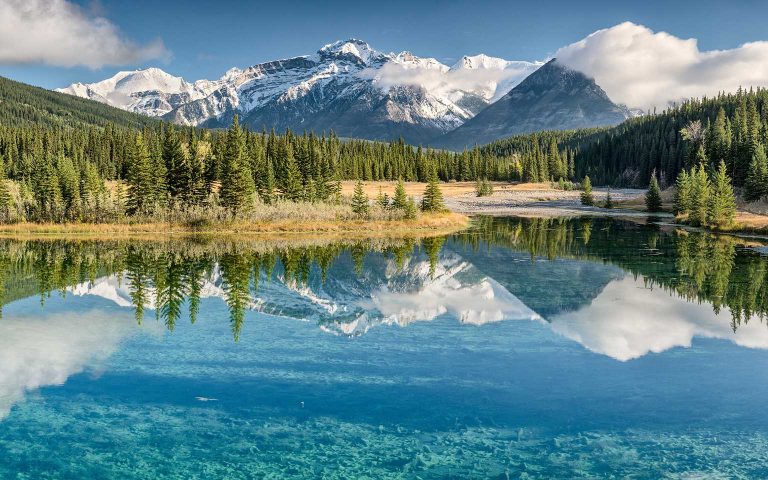 Canadian Rockies Express | Group Tour | Travelfix