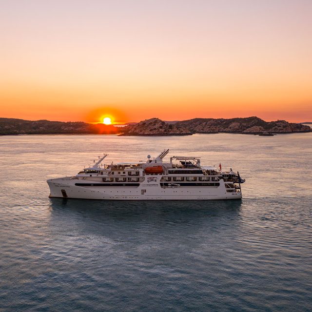 The Definitive Kimberley Cruise 