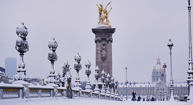 Christmas on the Seine 