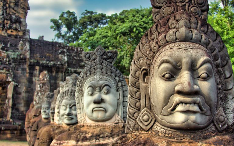 Web-Hero_Angkor-Wat-in-Siem-Reap,-Cambodia-_iStock-1441583760